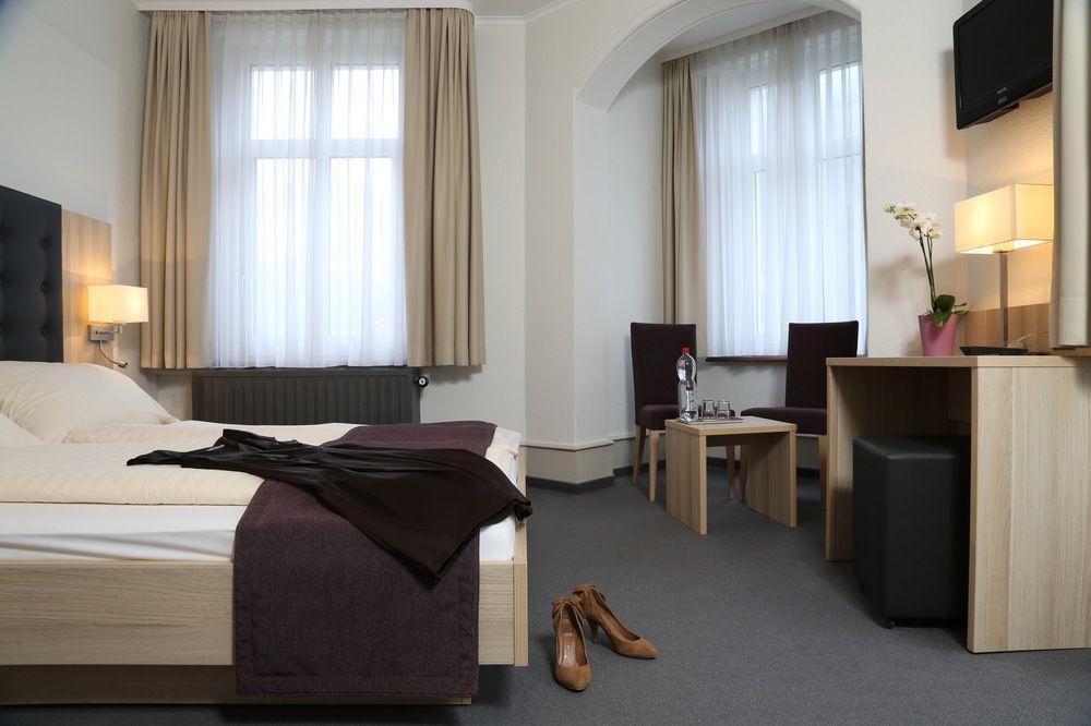 Hotel Lotschberg Інтерлакен Екстер'єр фото